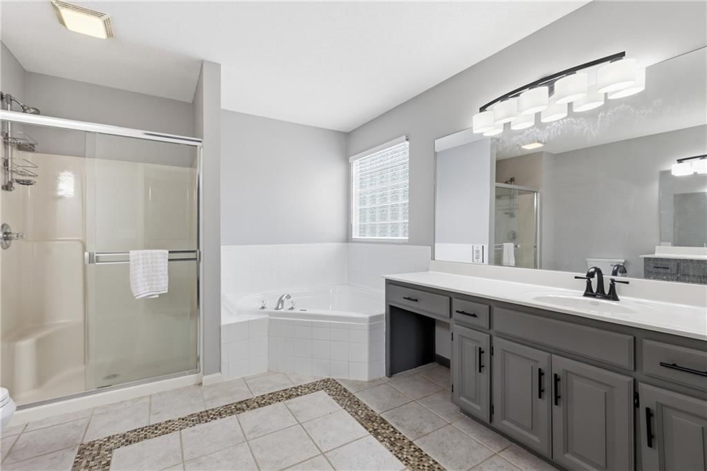 4904 Woodsonia Drive — photo 17