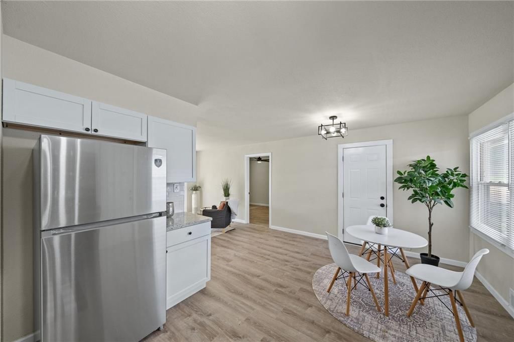 11368 Delmar Avenue — photo 11