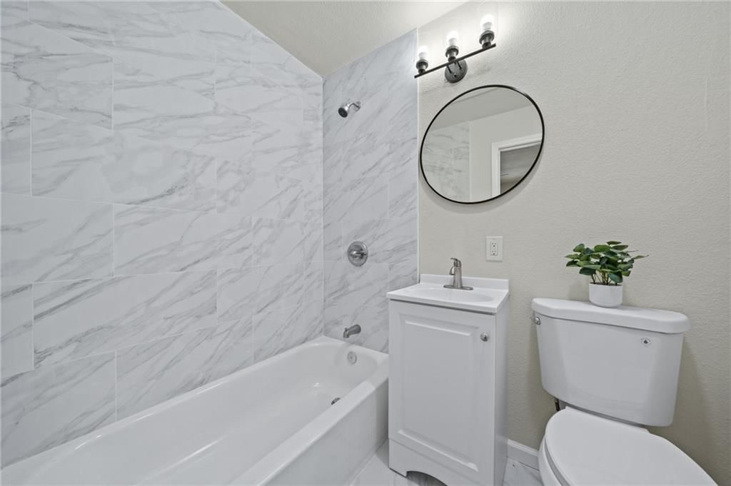 11368 Delmar Avenue — photo 15