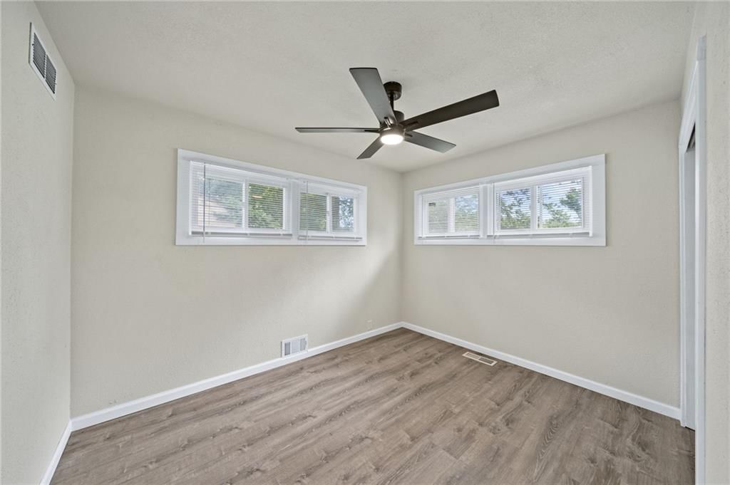 11368 Delmar Avenue — photo 19