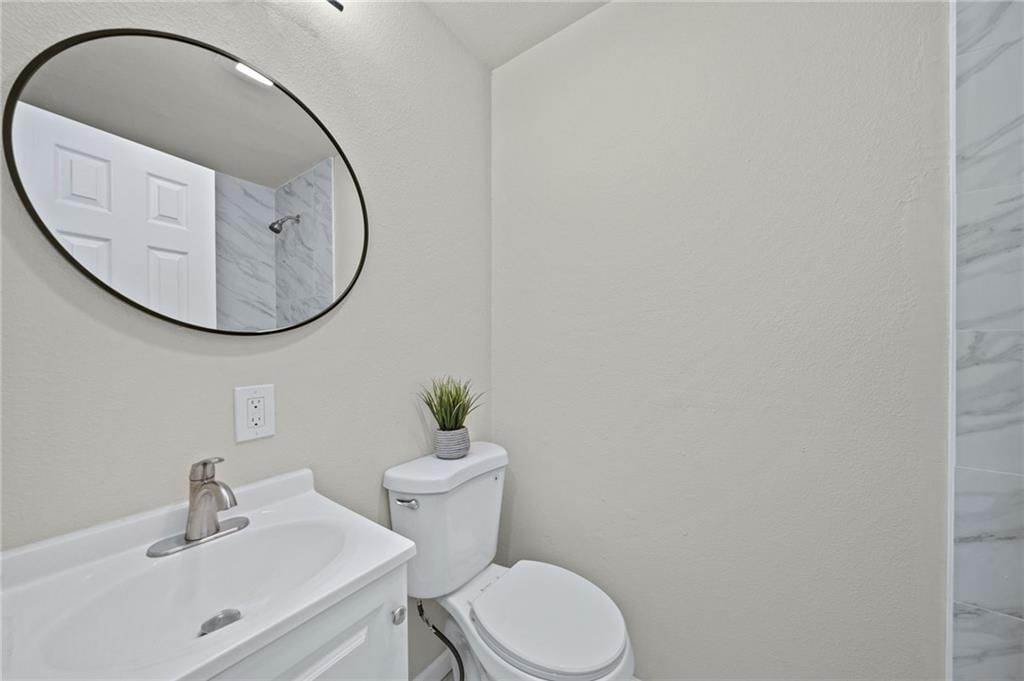 11368 Delmar Avenue — photo 22