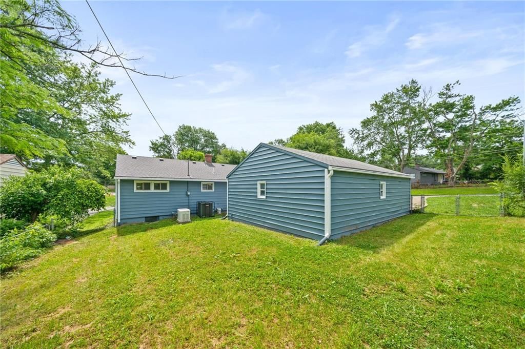 11368 Delmar Avenue — photo 25