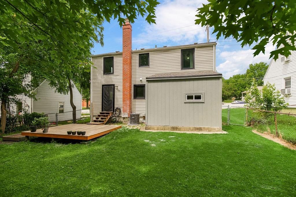4335 N Oak Trafficway — photo 25