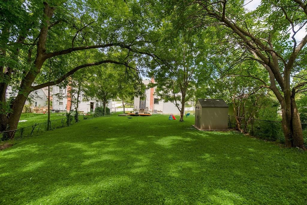 4335 N Oak Trafficway — photo 26