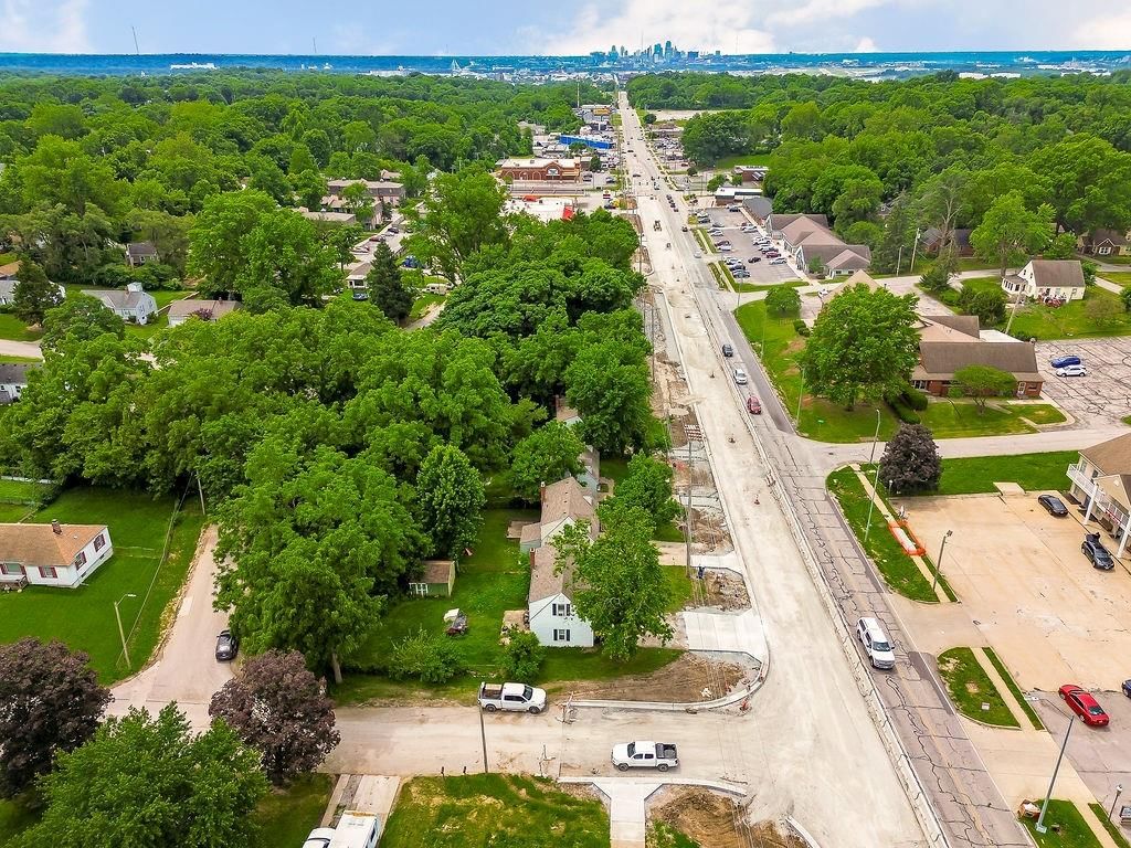 4335 N Oak Trafficway — photo 34