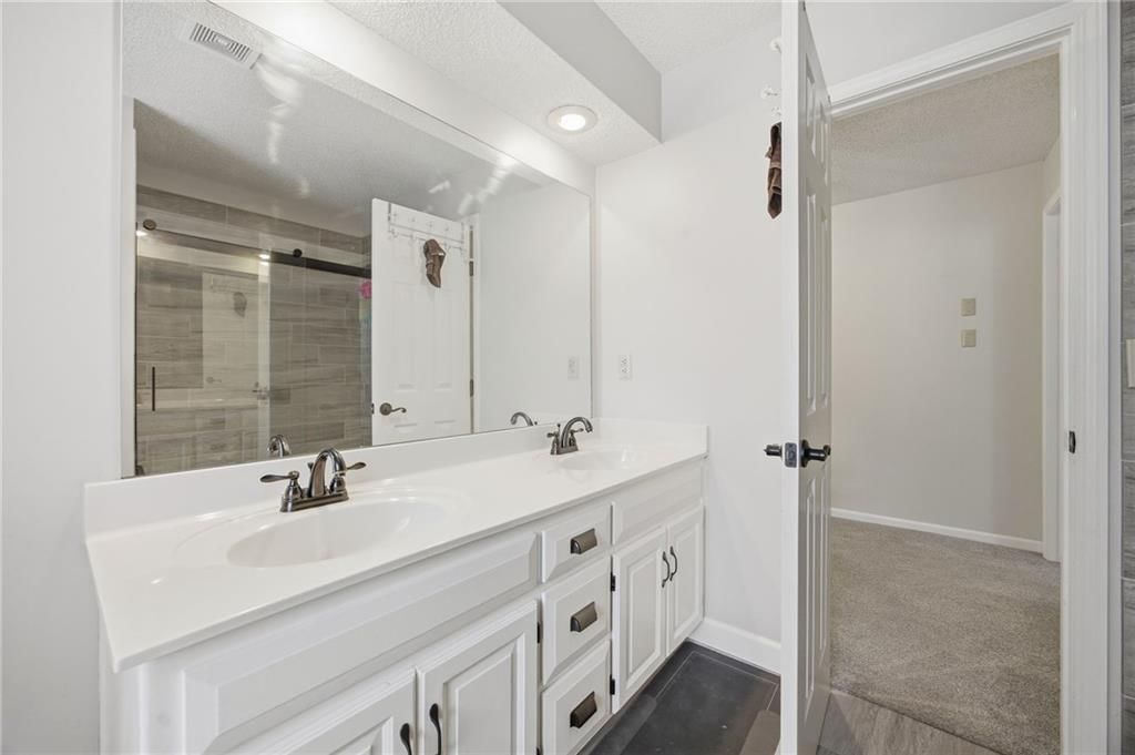 6220 N Indiana Avenue — photo 33
