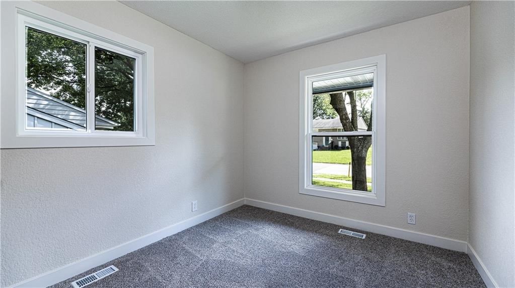 8406 E 93rd Terrace — photo 10