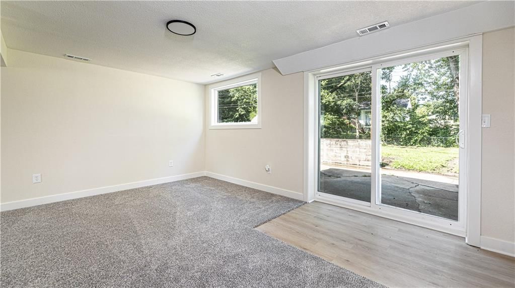 8406 E 93rd Terrace — photo 14