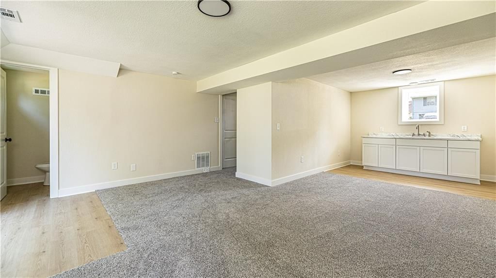8406 E 93rd Terrace — photo 15