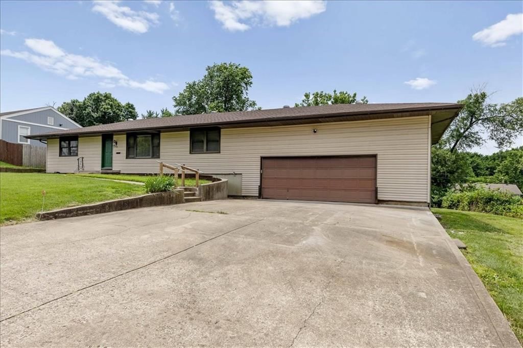 5416 Agnes Avenue, Kansas City, MO