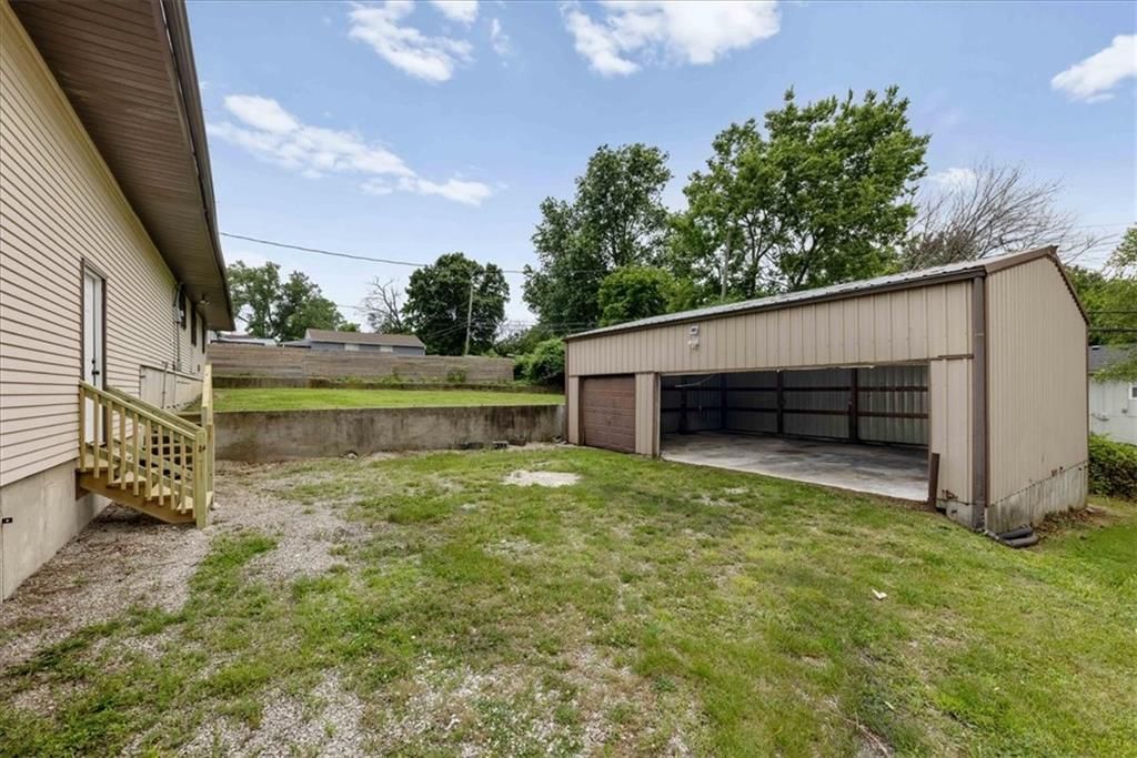 5416 Agnes Avenue — photo 22