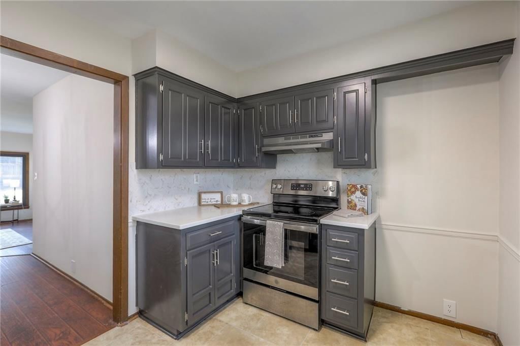 468 W 104th Street — photo 18