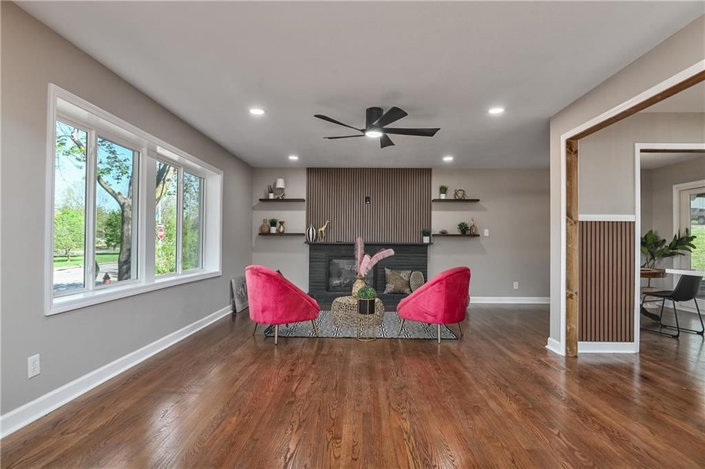 8701 Ward Parkway — photo 10