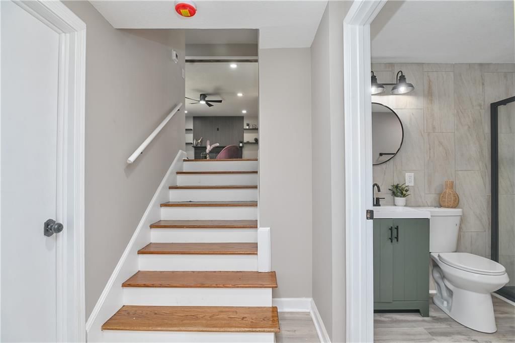 8701 Ward Parkway — photo 29