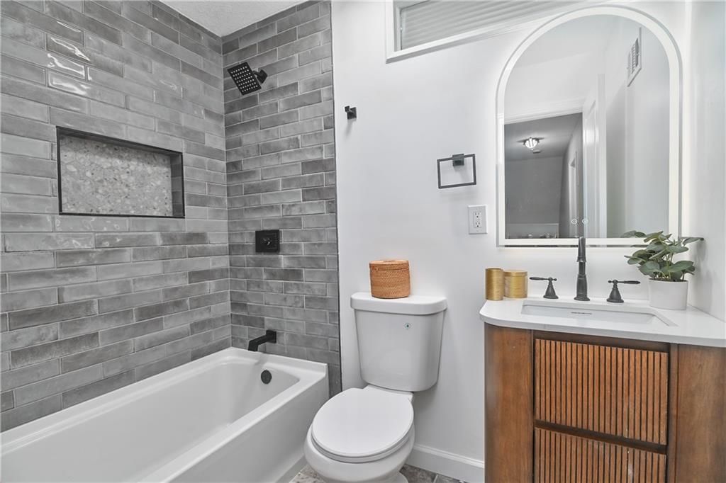 8701 Ward Parkway — photo 31
