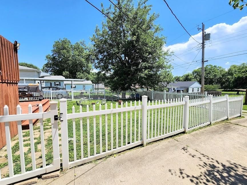2604 Union Street — photo 23