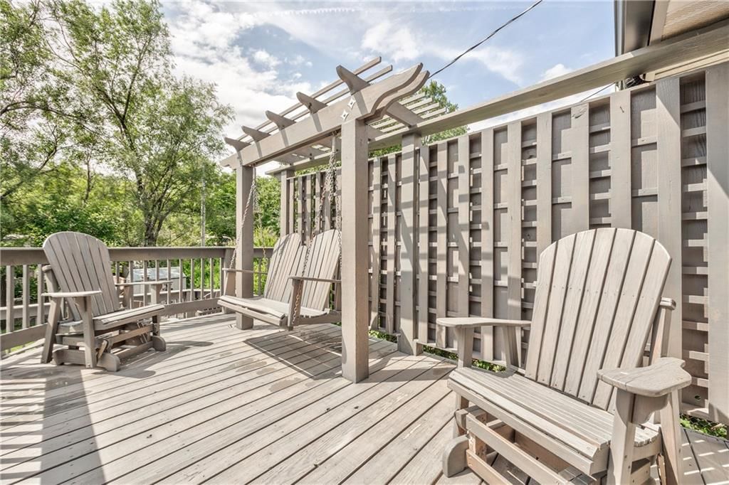 10007 W 98 Street — photo 20