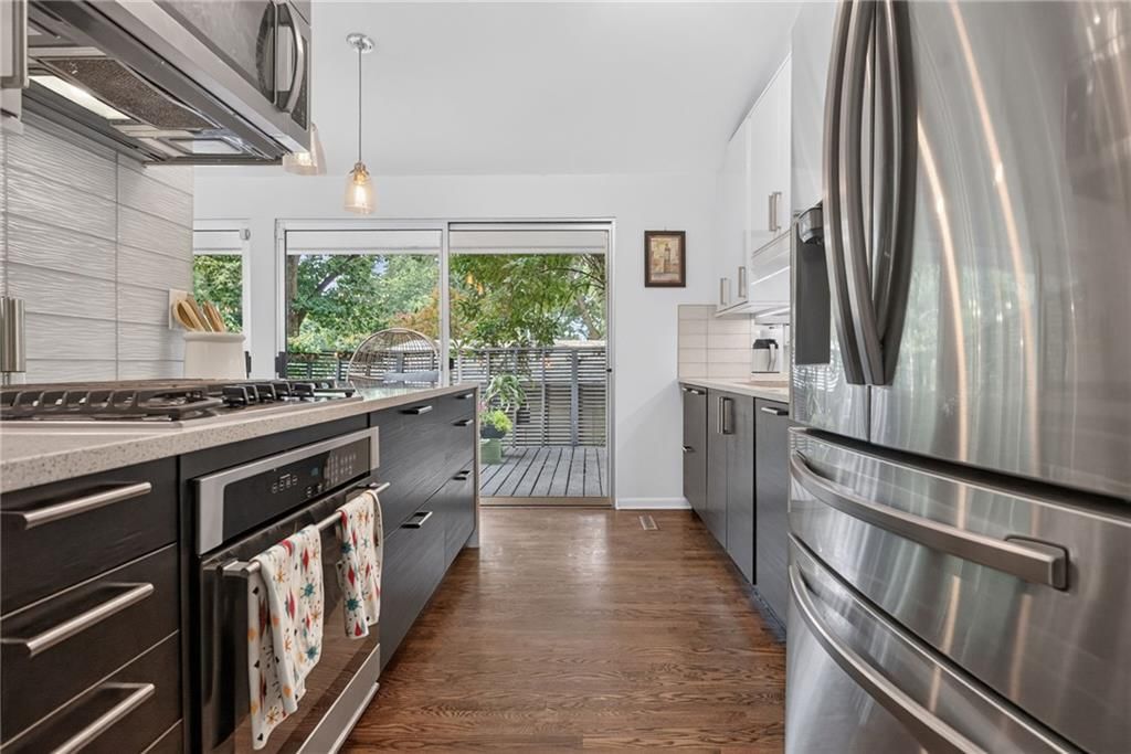 7714 Fairway Street — photo 25
