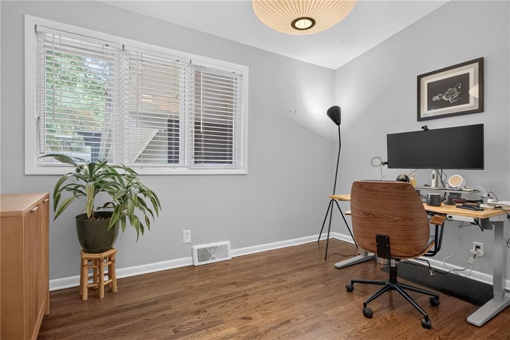 7714 Fairway Street — photo 34