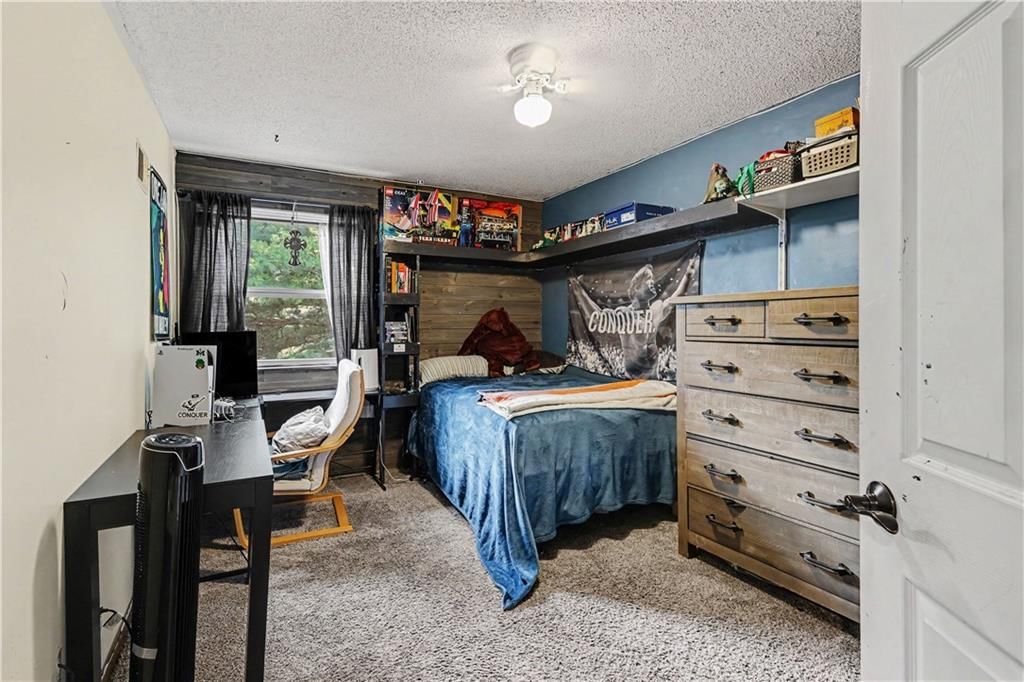 3888 SW HARBOR Drive — photo 14