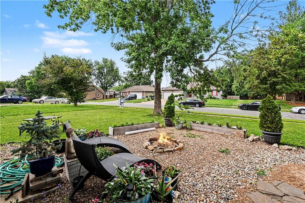 3888 SW HARBOR Drive — photo 22