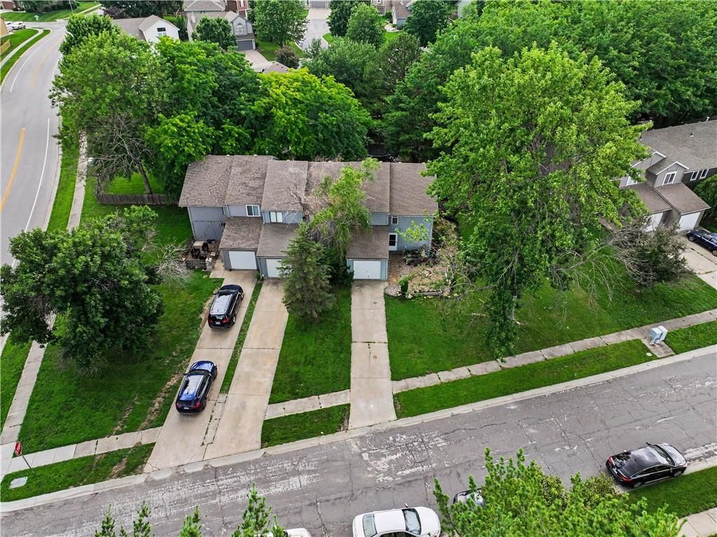 3888 SW HARBOR Drive — photo 27