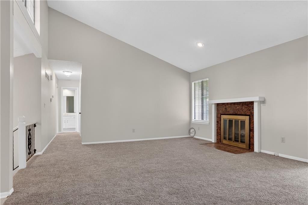 7806 N Oregon Avenue — photo 5