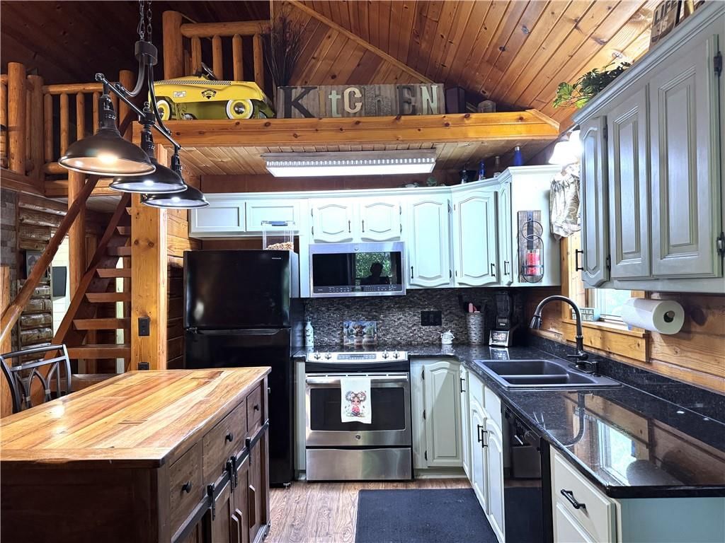 17 Deepwoods Court — photo 15