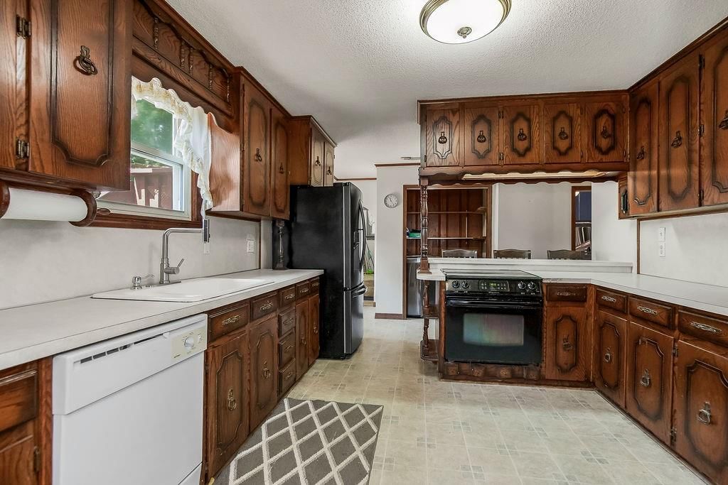 558 S Arlington Avenue — photo 10