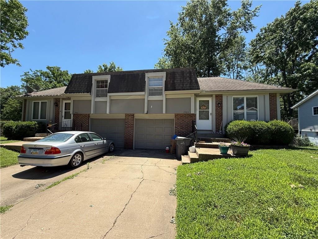 1903 E Lindenwood Circle — photo 1