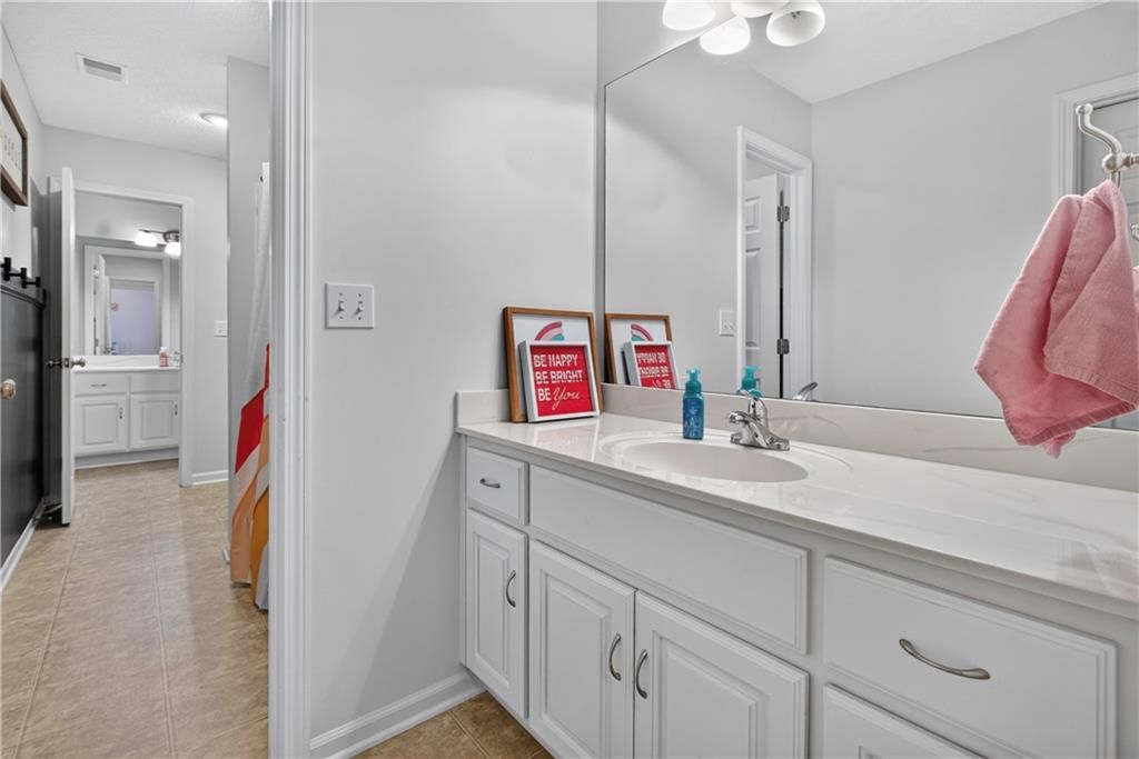 12035 S Sunray Drive — photo 32