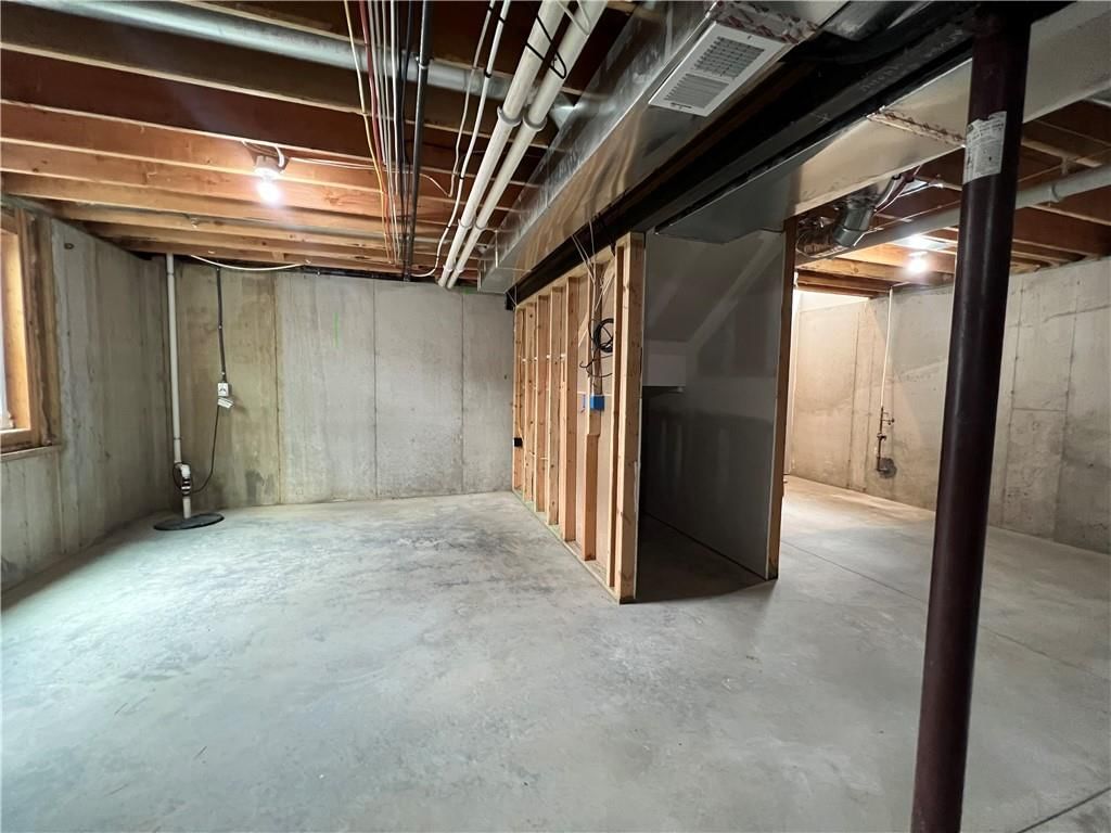 500 W Lawrence Avenue — photo 14