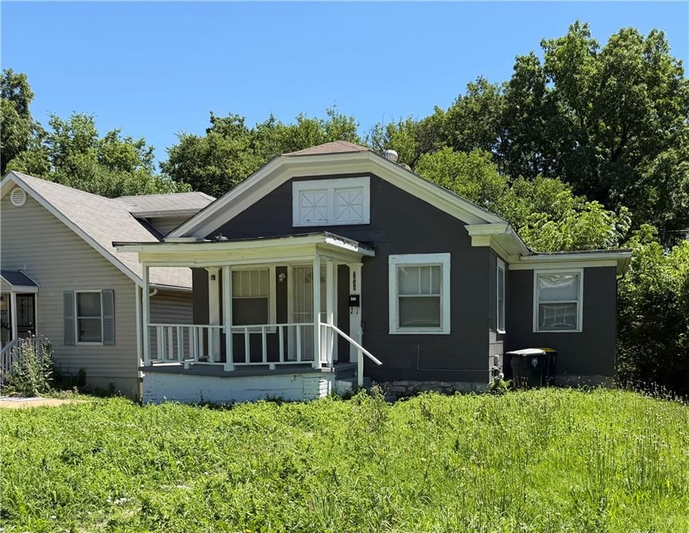 7039 Indiana Avenue — photo 1