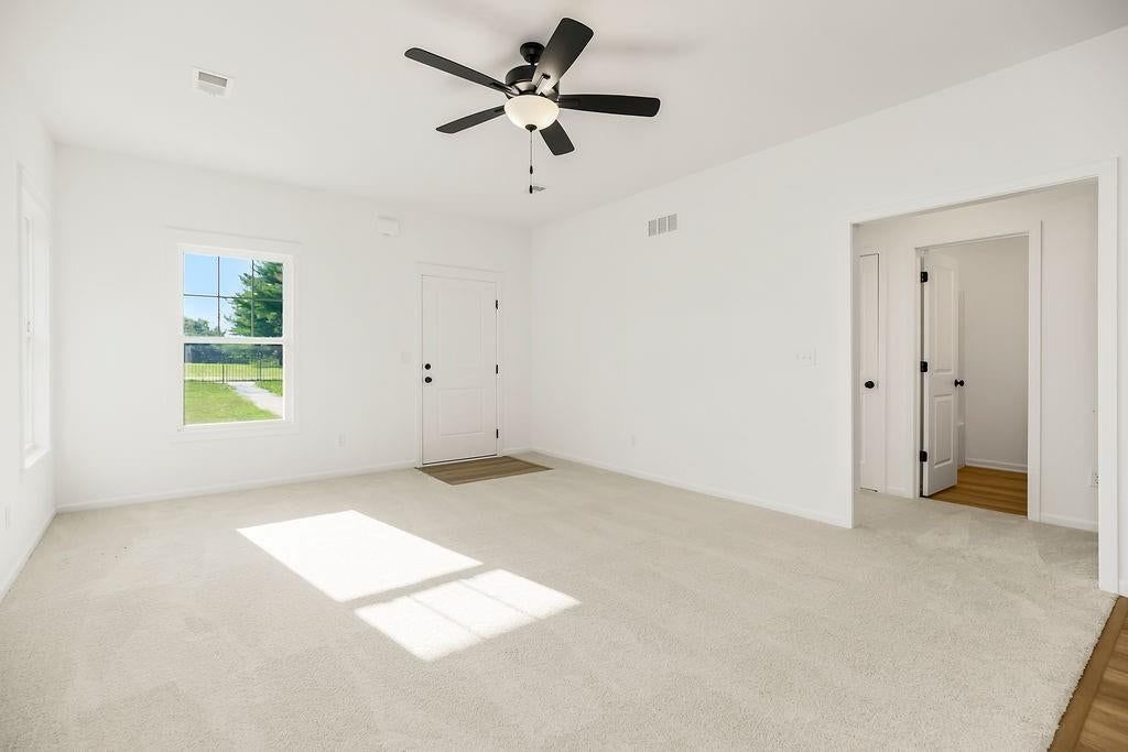 1600 Cottonwood Creek Avenue — photo 4