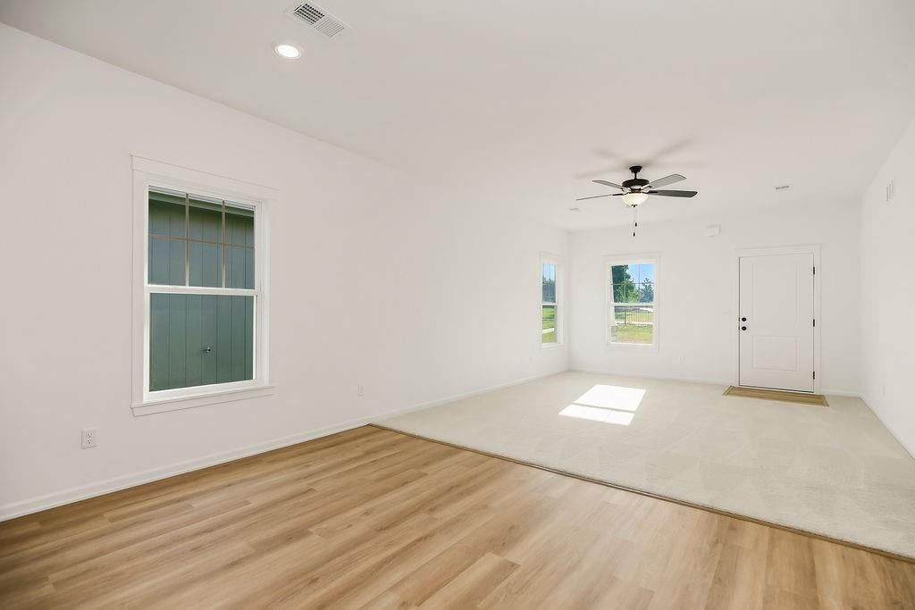 1600 Cottonwood Creek Avenue — photo 5