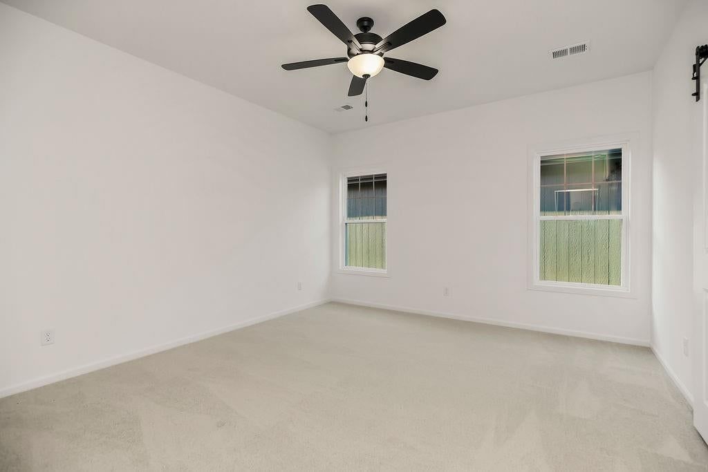 1600 Cottonwood Creek Avenue — photo 17