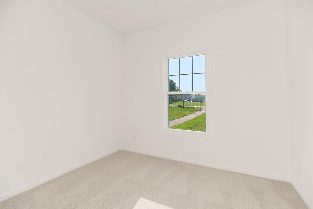 1600 Cottonwood Creek Avenue — photo 23