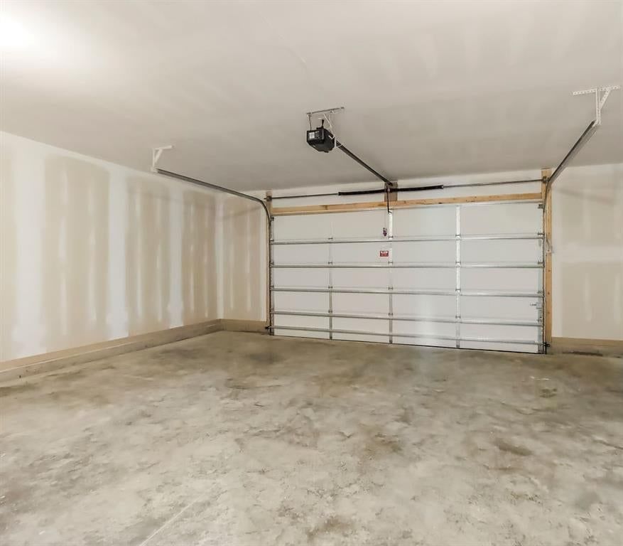 1600 Cottonwood Creek Avenue — photo 29