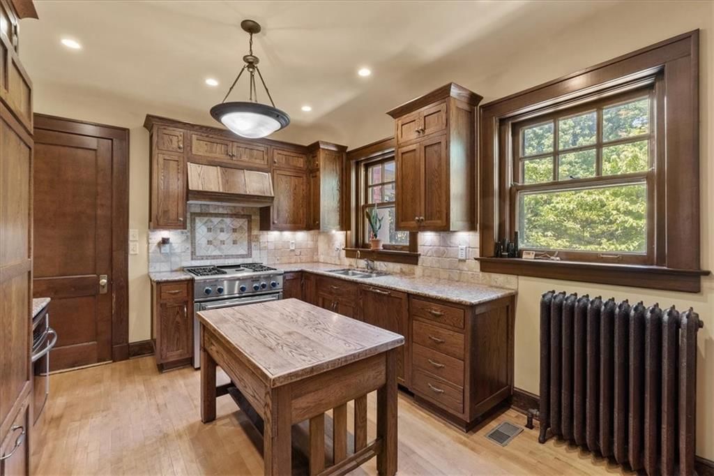 3601 Charlotte Street — photo 18