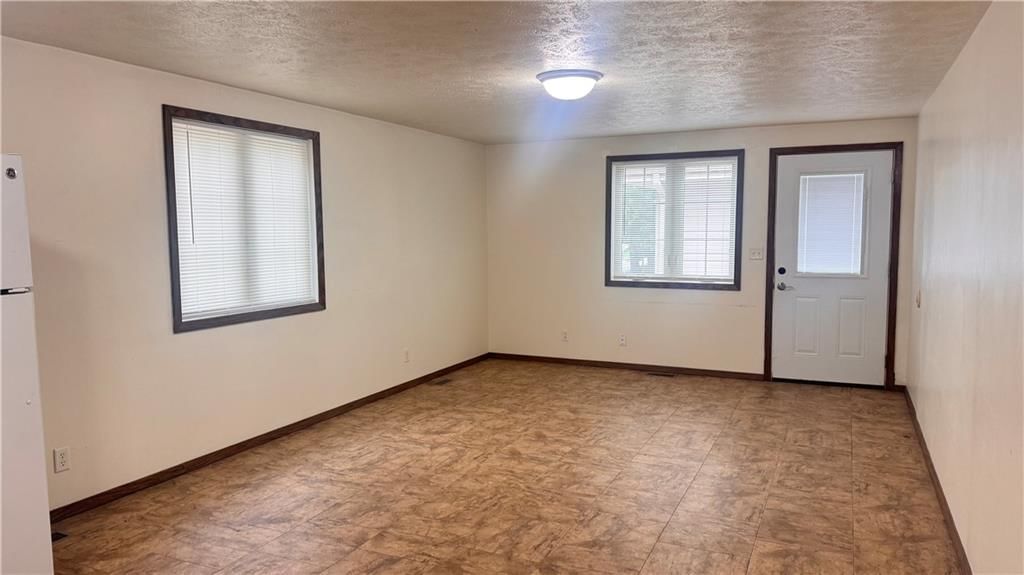 707 W Colorado Street — photo 6