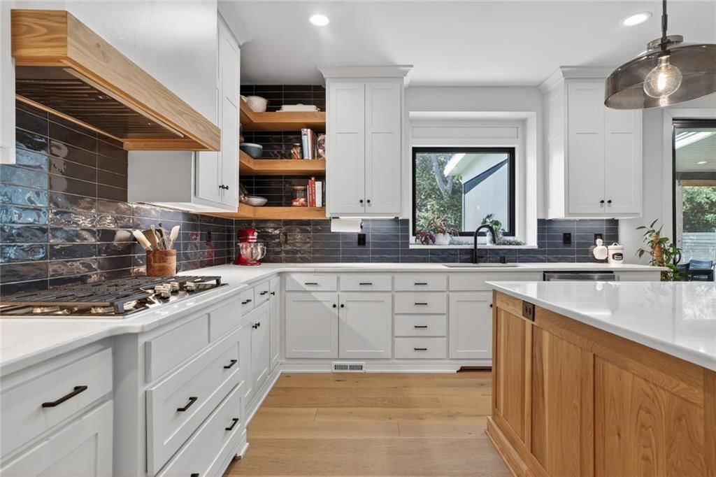4416 W 77th Street — photo 7