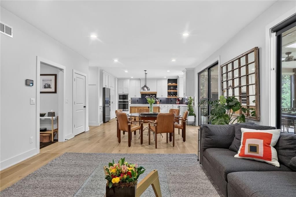 4416 W 77th Street — photo 12