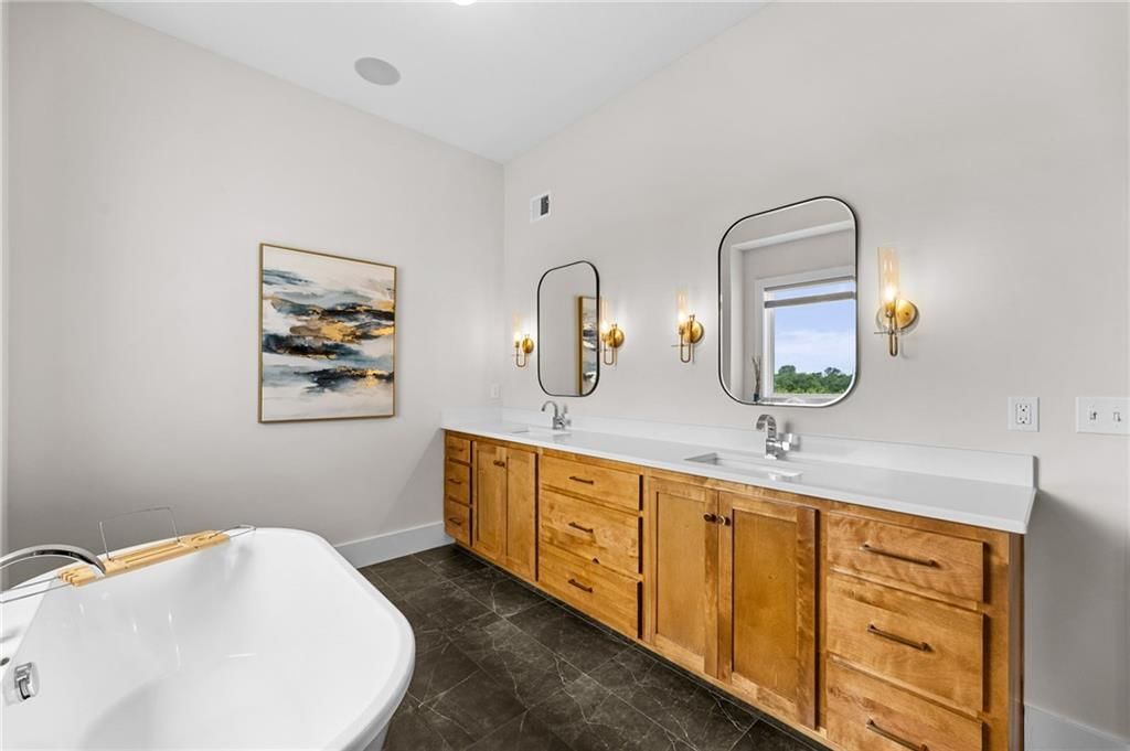 13344 W 147th Street — photo 29