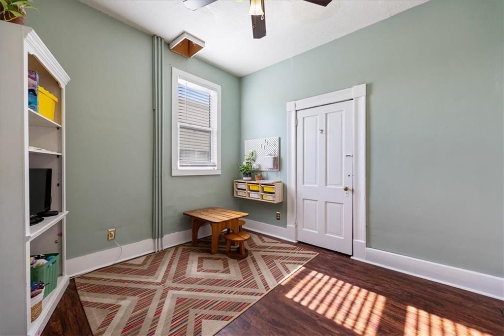 611 E 27 Terrace — photo 16