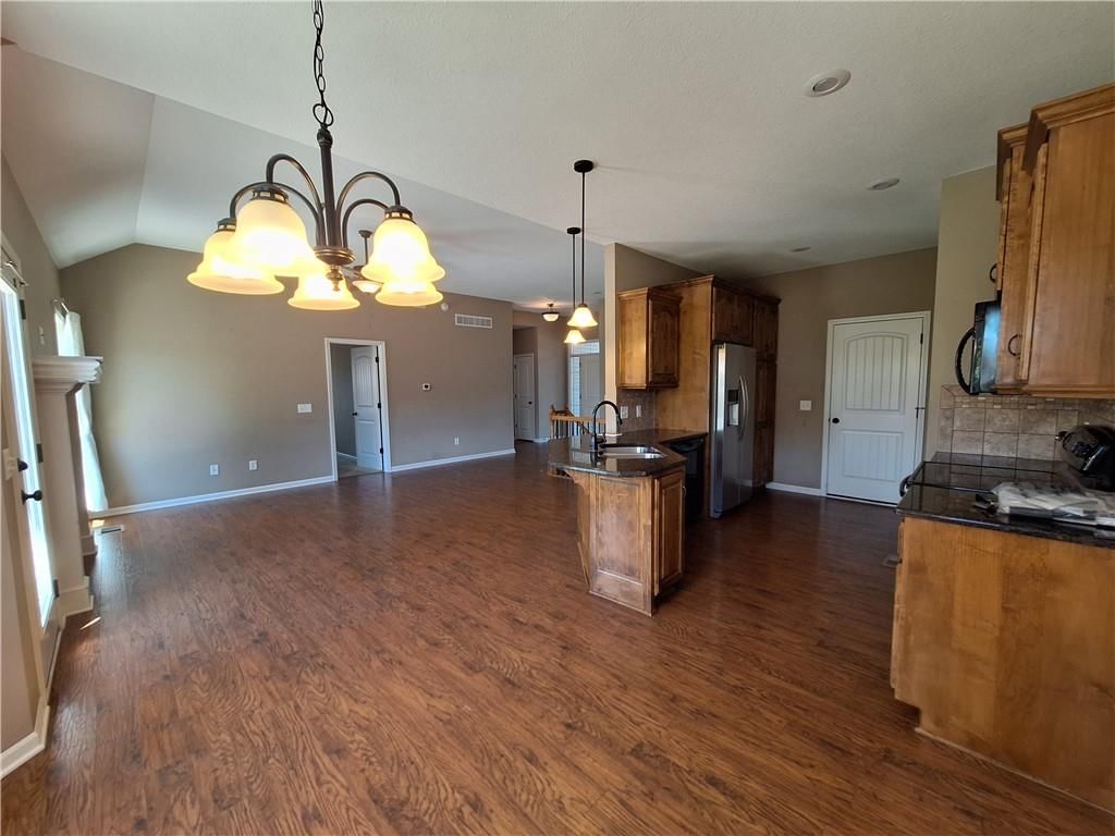 4010 Greywood Lane — photo 33