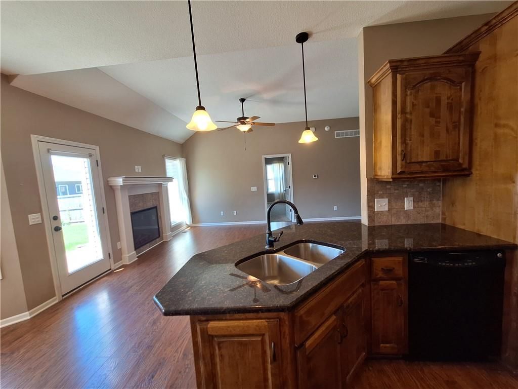 4010 Greywood Lane — photo 37