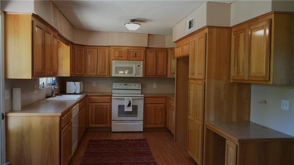 14701 Tillman Road — photo 9