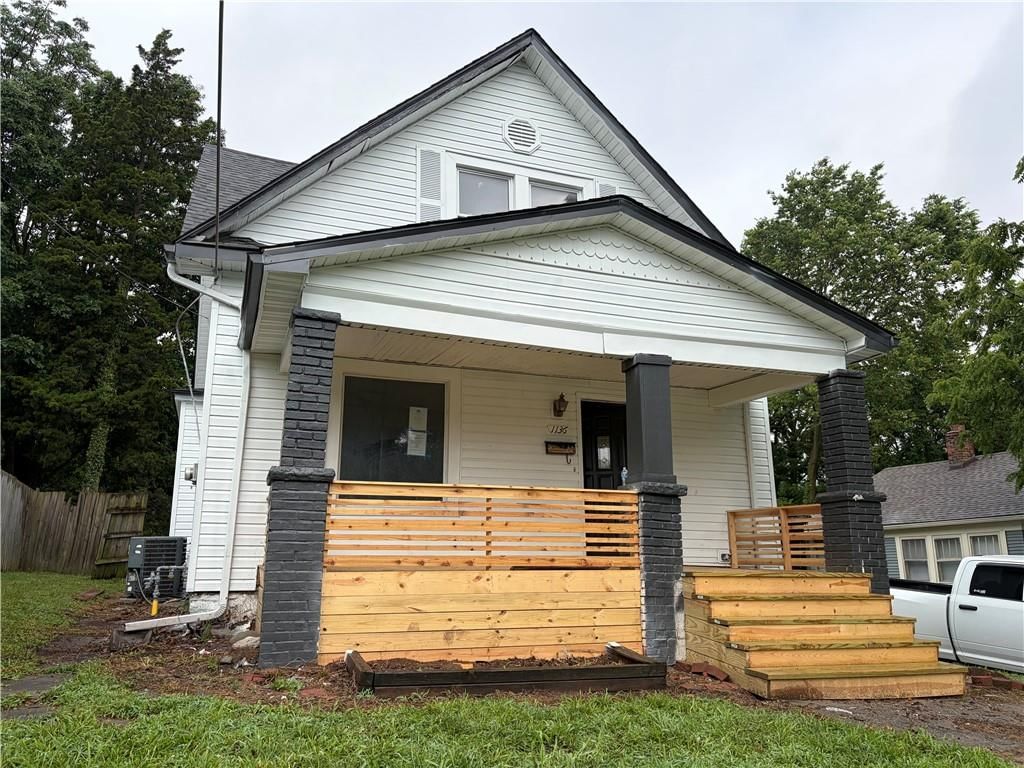 1136 N 32nd Street — photo 2