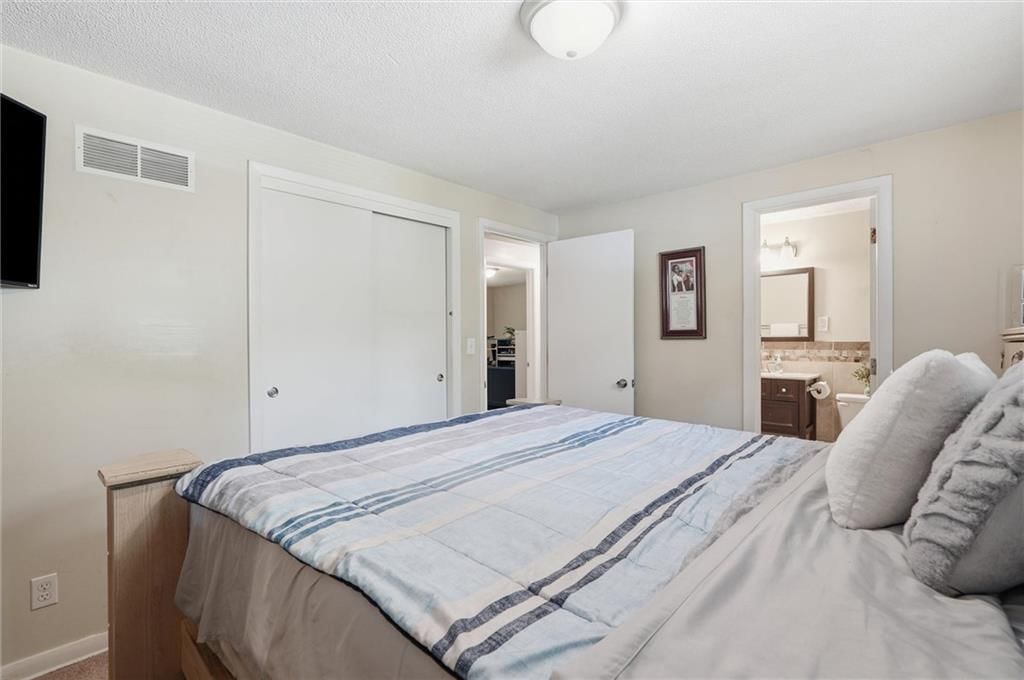 6710 CLEVELAND Avenue — photo 16