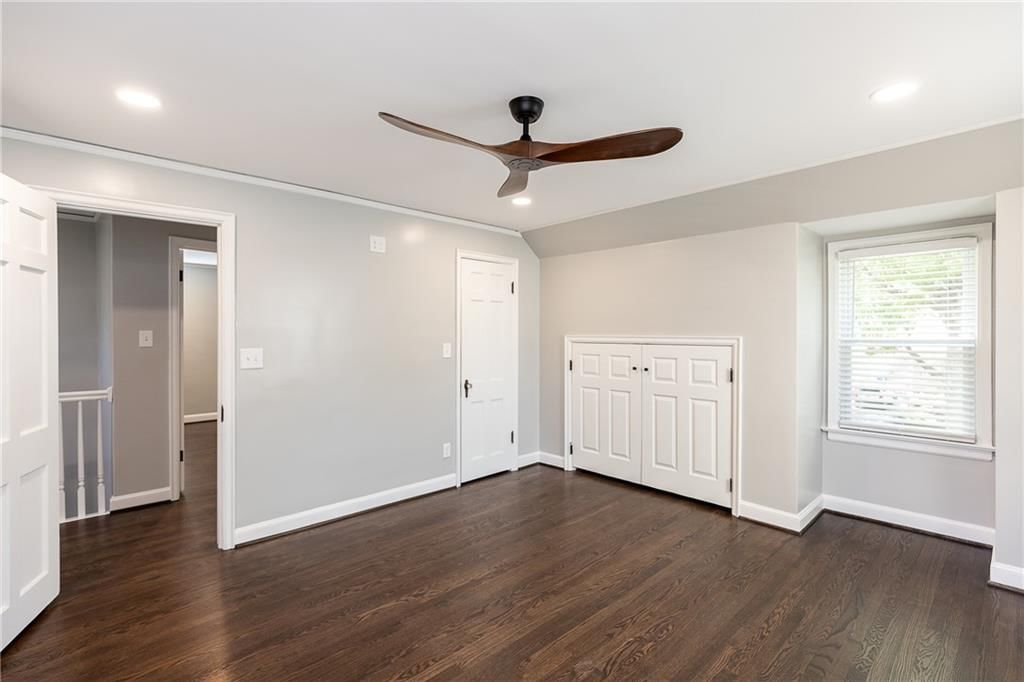 724 E 72nd Street — photo 16